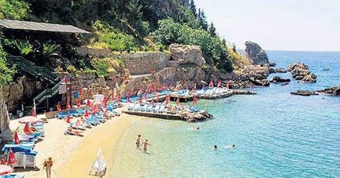 Best late holiday deals website